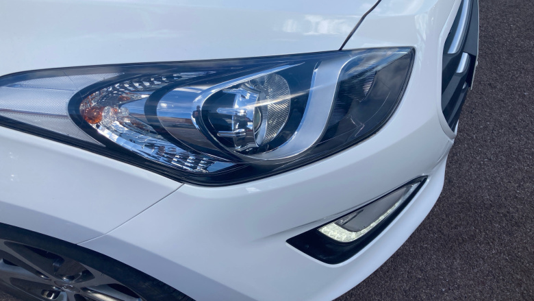 Hyundai i30 1.4 Blue Drive SE 5dr Petrol Hatchback